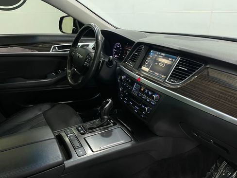 Used 2017 Genesis G80 3.8 w/ Option Group 02 image 19