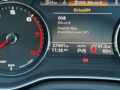 Used 2023 Audi Q5 2.0T Premium w/ Convenience Package image 24