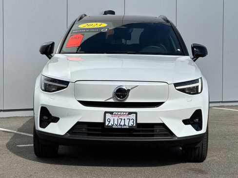 Used 2023 Volvo XC40 Recharge Ultimate w/ Protection Package Premier AWD/4WD image 8