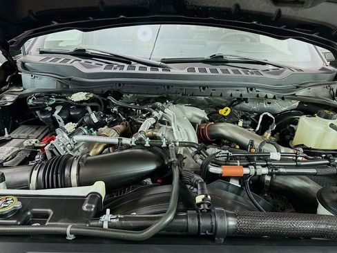 Used 2024 Ford F250 Limited w/ FX4 Off-Road Package image 32