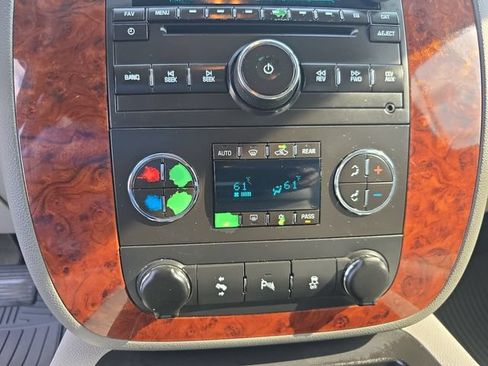 Used 2013 Chevrolet Tahoe LT w/ All-Star Edition AWD/4WD image 19