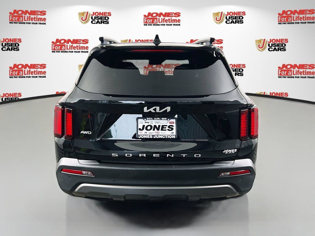 Used 2022 Kia Sorento S w/ Panoramic Sunroof Package AWD/4WD image 16