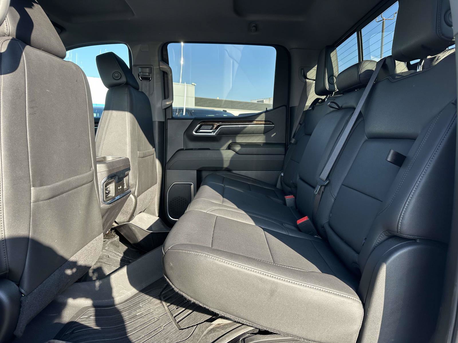 Used 2024 GMC Sierra 1500 Elevation w/ Elevation Premium Package AWD/4WD image 24