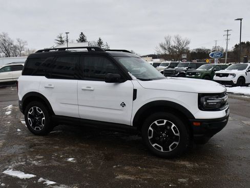 Used 2022 Ford Bronco Sport Outer Banks w/ Tech Package image 8