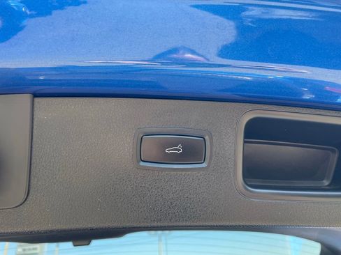 Used 2017 Porsche Macan image 11