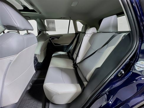 Used 2025 Toyota RAV4 Limited image 23