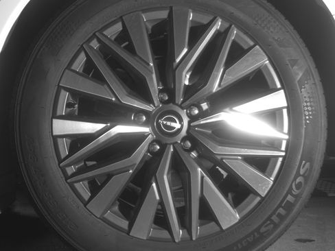 Used 2025 Nissan Altima 2.5 SV image 14