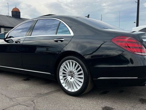 Used 2018 Mercedes-Benz S 560 Sedan image 4