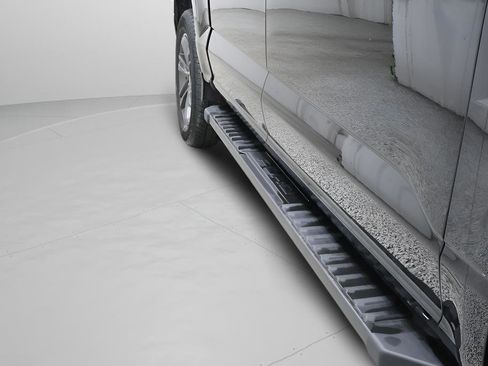 Used 2023 Ford F150 Lariat w/ Equipment Group 502A High image 37