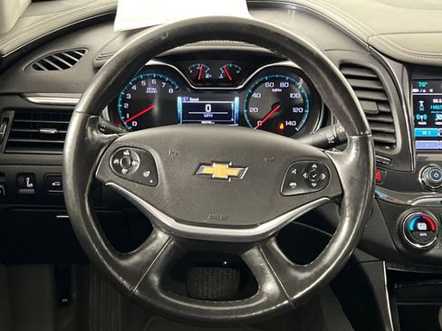 Used 2018 Chevrolet Impala LT w/ LT Leather Package image 15