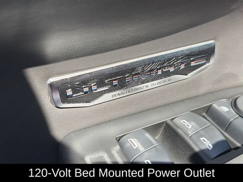 Used 2024 GMC Sierra 1500 Denali Ultimate AWD/4WD image 17