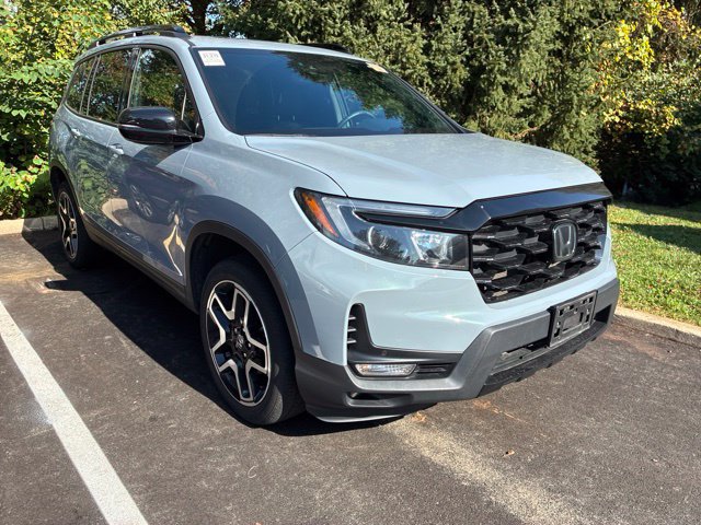 Used 2023 Honda Passport Elite image 13