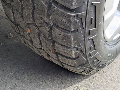 Used 2022 Ford F150 Platinum w/ Equipment Group 701A High image 12