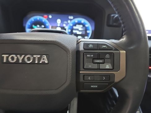 Used 2024 Toyota Land Cruiser image 24