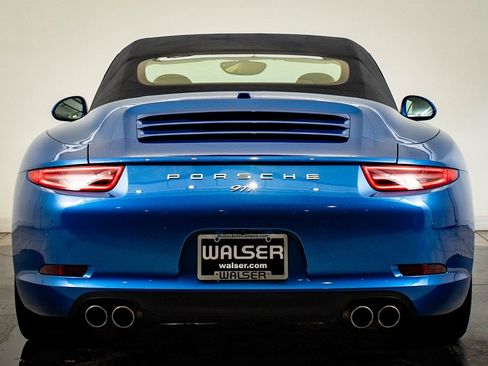 Used 2015 Porsche 911 Carrera S image 8