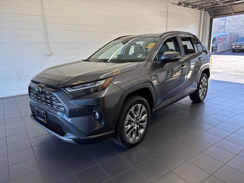 Used 2023 Toyota RAV4 Limited w/ Limited Grade Weather Package AWD/4WD image 4