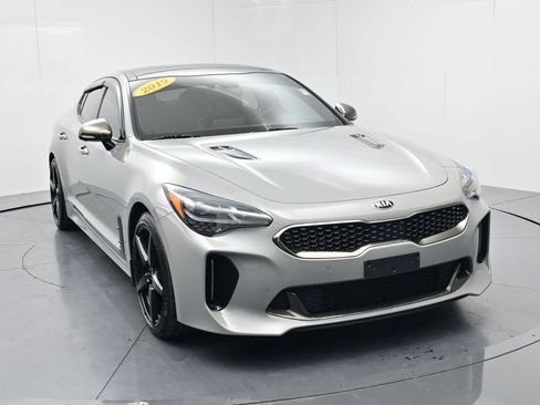 Used 2019 Kia Stinger GT2 AWD/4WD image 2