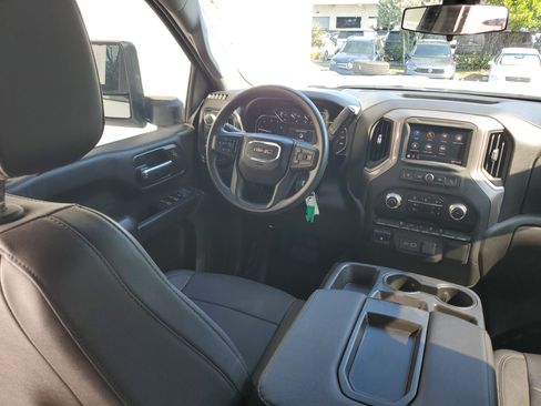 Certified 2023 GMC Sierra 3500 Pro w/ Gooseneck/5TH Wheel Package AWD/4WD image 15