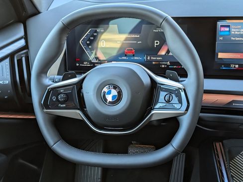 Certified 2025 BMW X3 xDrive30 w/ Premium Package AWD/4WD image 16