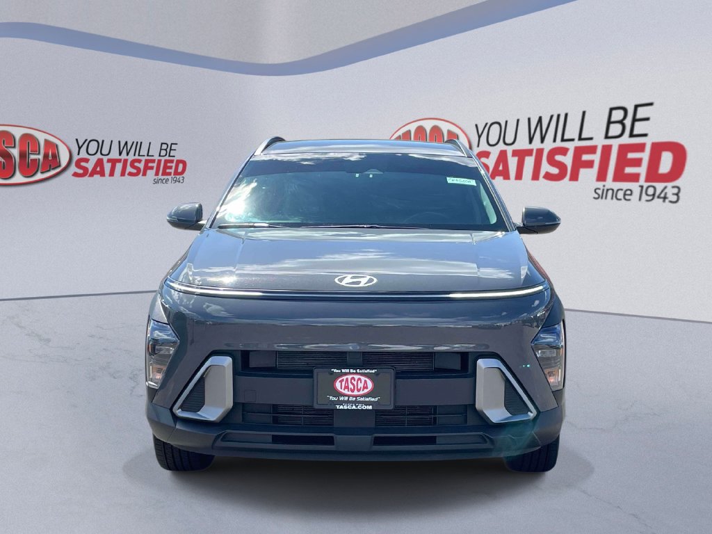 Certified 2025 Hyundai Kona SEL AWD/4WD image 2