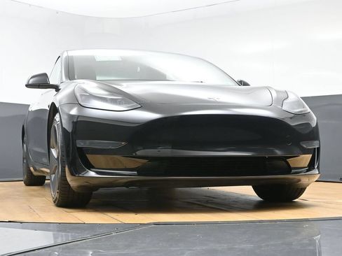 Used 2023 Tesla Model 3 Standard Range RWD image 53