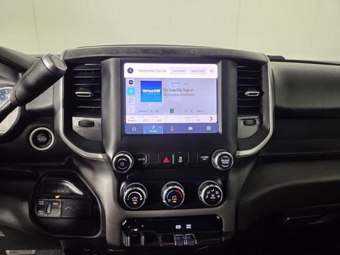 Certified 2022 RAM 2500 Big Horn image 18