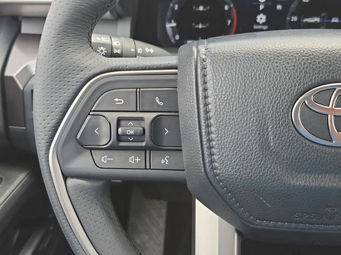 New 2026 Toyota 4Runner TRD Off-Road Premium AWD/4WD image 17