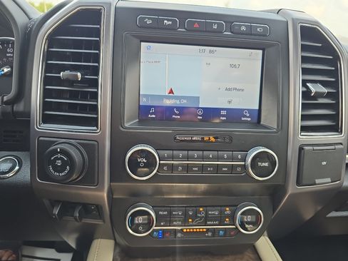 Used 2021 Ford Expedition Max Platinum AWD/4WD image 29