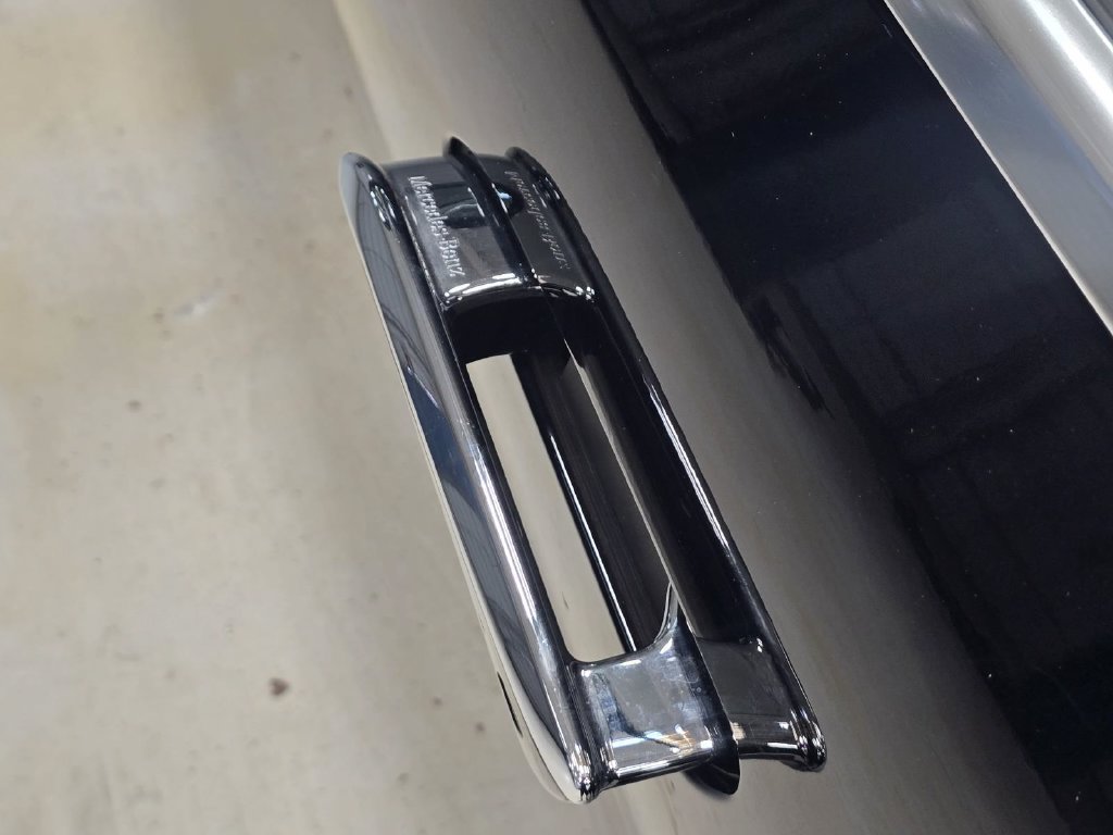 Used 2025 Mercedes-Benz E 350 Sedan image 7