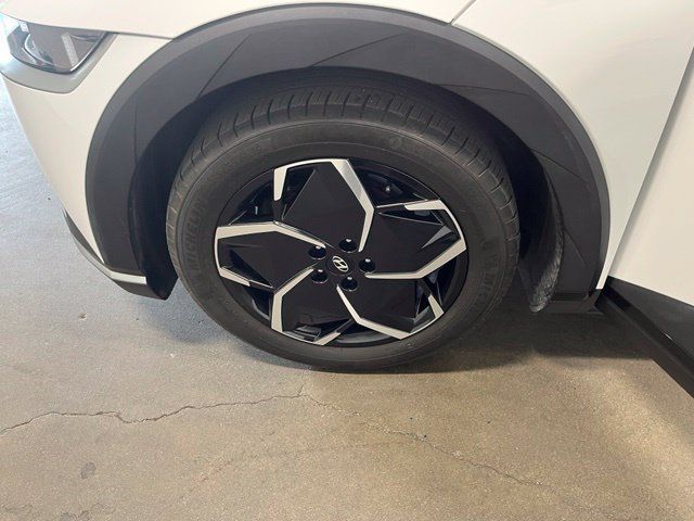 Used 2024 Hyundai Ioniq 5 SEL RWD image 31