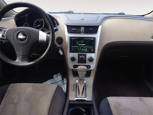 Used 2010 Chevrolet Malibu LS image 11