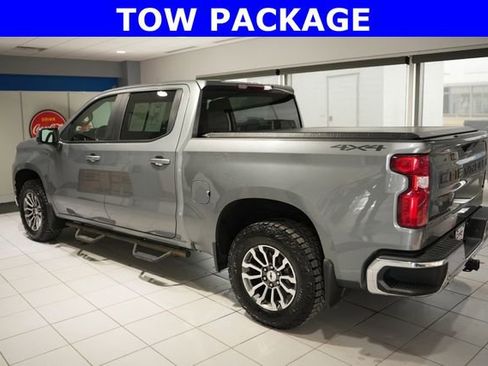 Used 2022 Chevrolet Silverado 1500 LT w/ Z71 Off-Road Package image 4