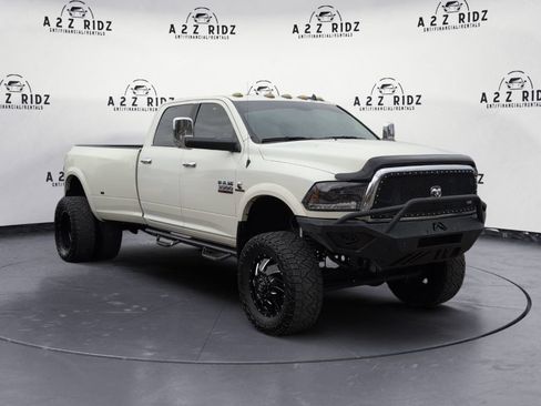 Used 2018 RAM 3500 Laramie AWD/4WD image 1