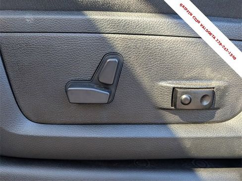 New 2025 RAM 3500 Big Horn image 15