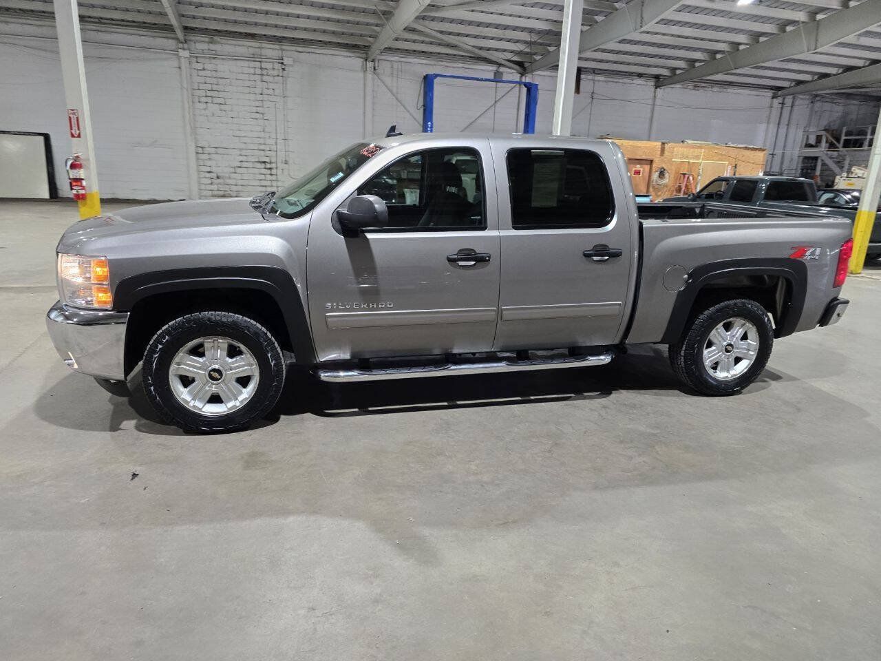 Used 2012 Chevrolet Silverado 1500 LT w/ All-Star Edition AWD/4WD image 5