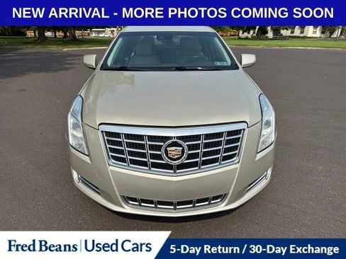 Used 2014 Cadillac XTS Luxury w/ Driver Awareness Package FWD image 2