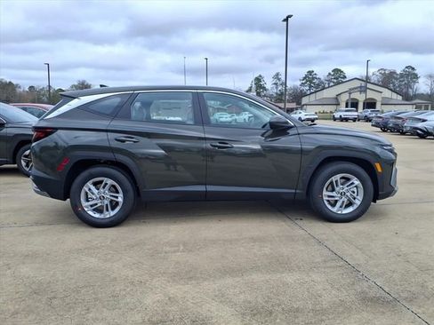 New 2026 Hyundai Tucson SE image 2