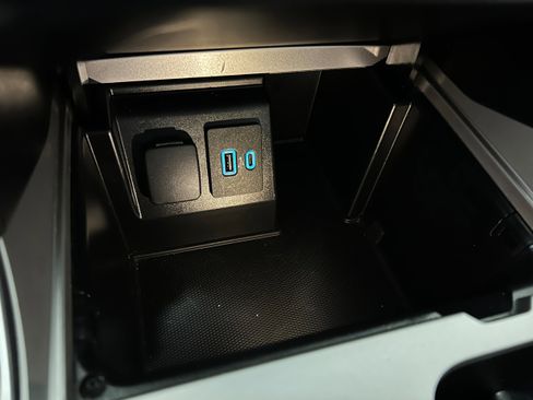 Used 2020 Ford Explorer Limited image 10