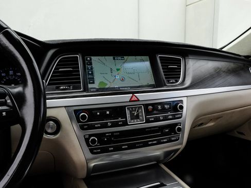 Used 2018 Genesis G80 5.0 Ultimate RWD image 32