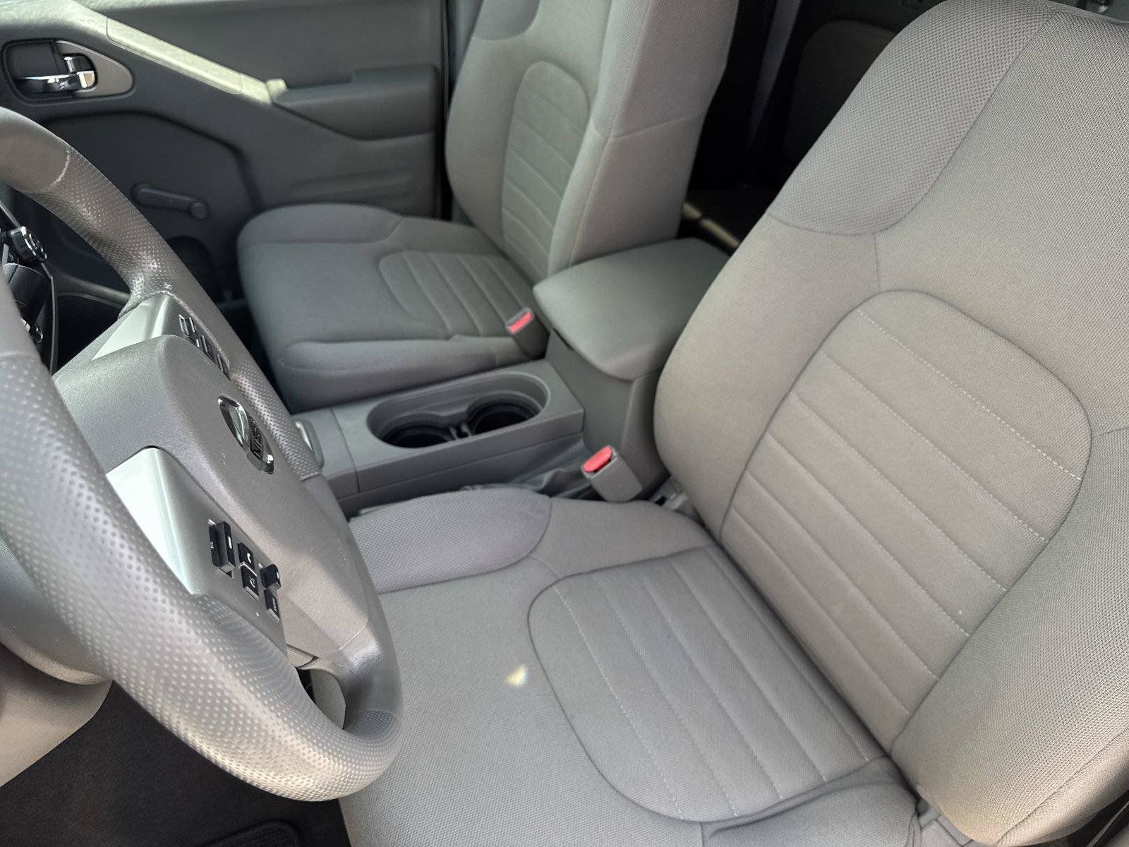 Used 2019 Nissan Frontier S RWD image 11