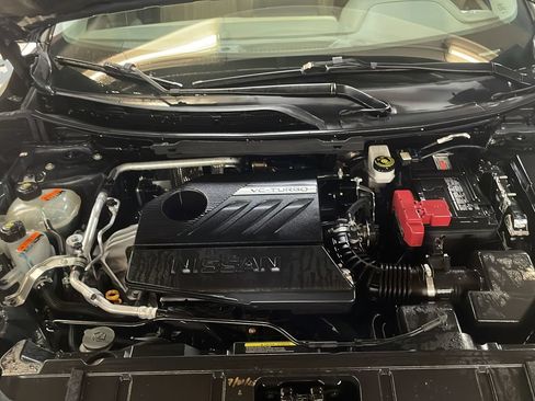 Used 2025 Nissan Rogue SV AWD/4WD image 10