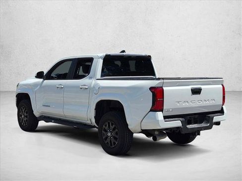 Used 2026 Toyota Tacoma SR5 AWD/4WD image 4