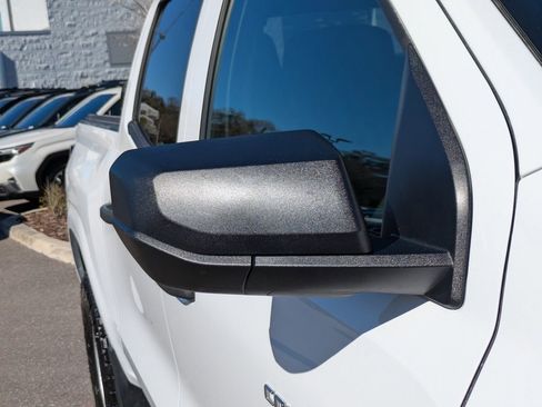 Used 2024 Chevrolet Colorado W/T image 11