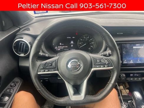 Certified 2021 Nissan Kicks SR FWD image 10