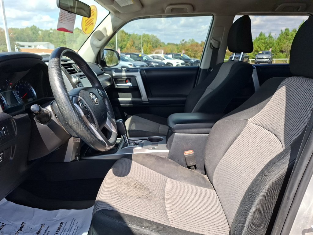 Used 2019 Toyota 4Runner SR5 RWD image 15