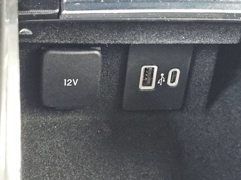Used 2021 Lincoln Corsair AWD w/ Premium Package image 14