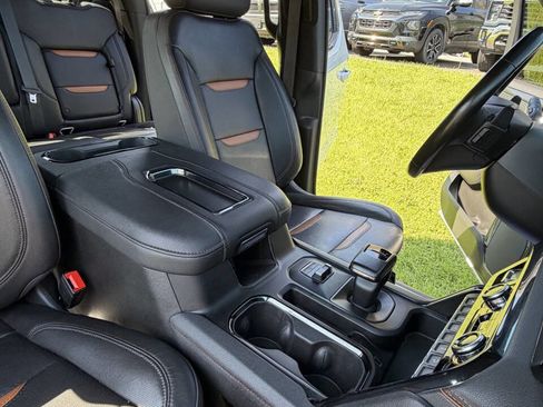 Used 2022 GMC Sierra 1500 AT4 w/ AT4 Premium Package AWD/4WD image 39