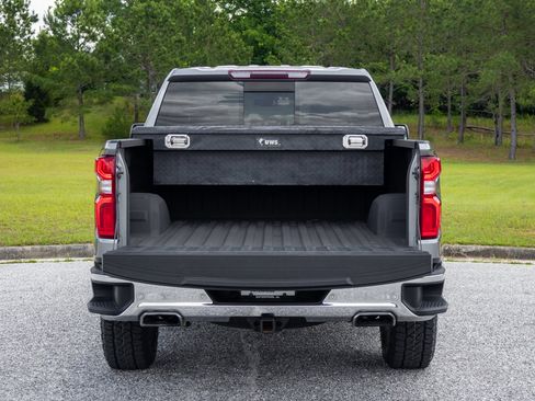 Used 2019 Chevrolet Silverado 1500 LTZ w/ LTZ Plus Package AWD/4WD image 9