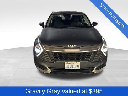 Used 2023 Kia Sportage LX image 2