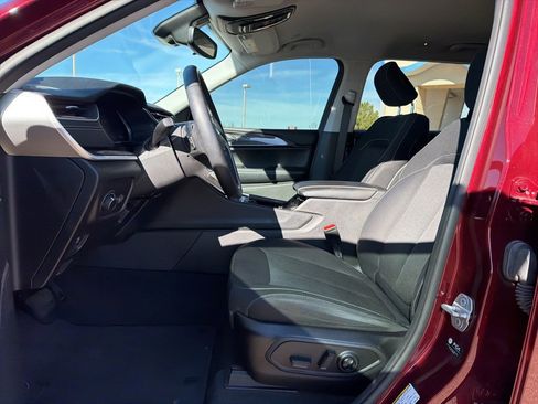 Used 2021 Jeep Grand Cherokee L Laredo w/ Luxury Tech Group I image 10